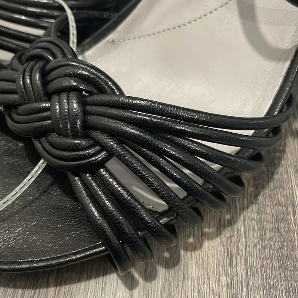Umberto Raffini black leather wedge sandals EU 40